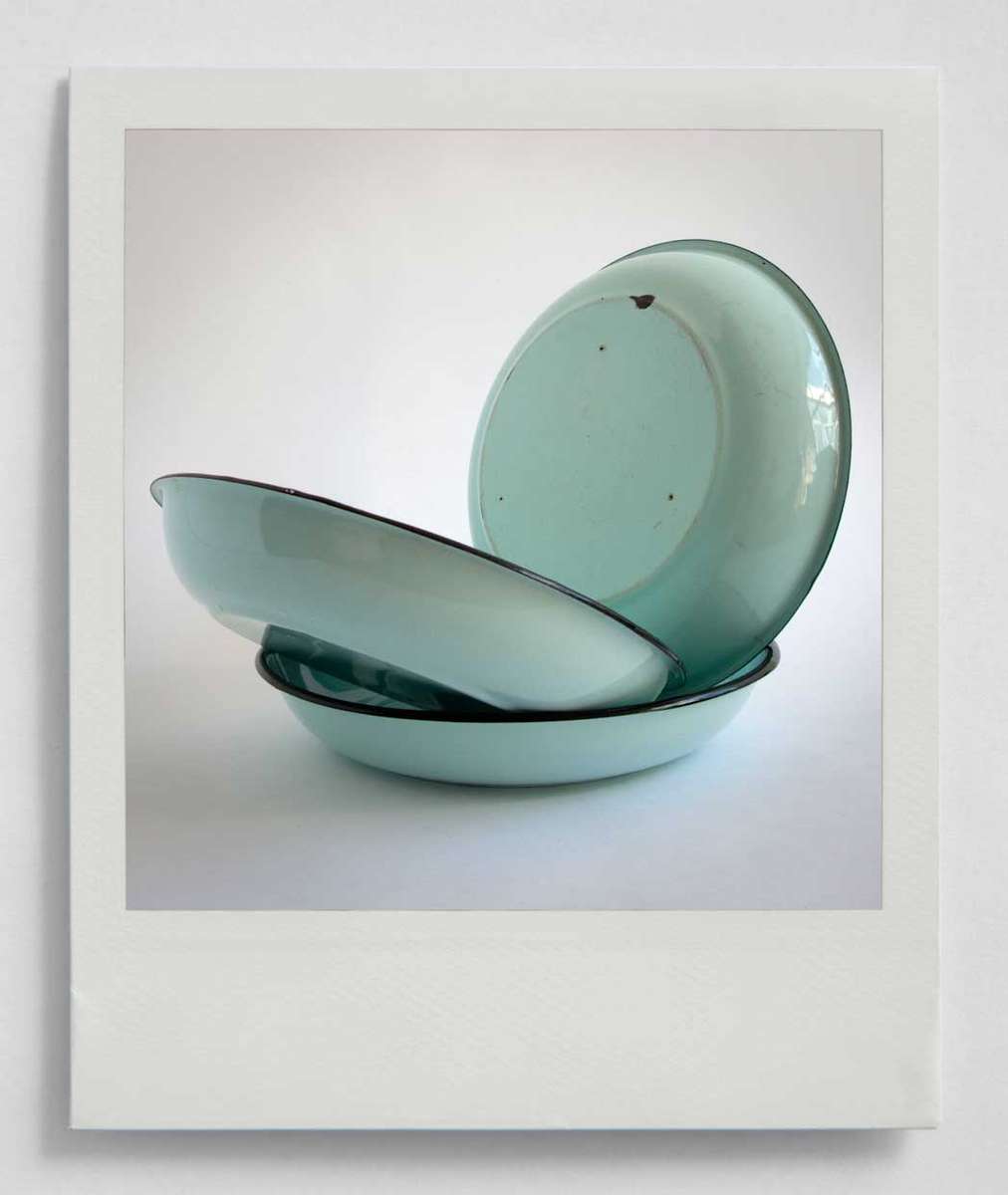 GOOD OLD POWDER BLUE ENAMEL BOWLS x 4