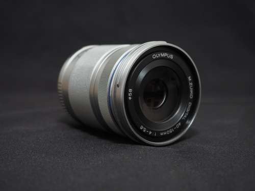 Olympus Digital ED 40-150 M.Zuiko mm 1:4.0-5.6 R EZ-M4015 R Silver