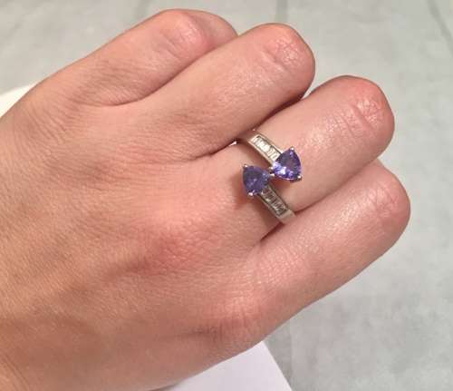 9ct White gold Tanzanite, Diamond ring for sale