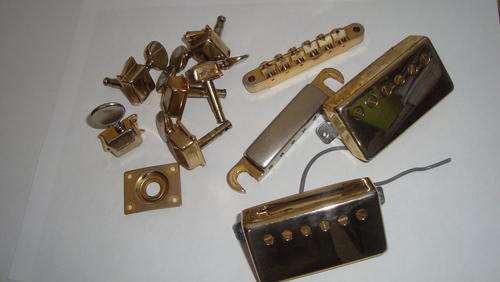 Vintage guitar parts (Les Paul shape) - gold finish - pick-ups, tailpiece, bridge, tuning machines