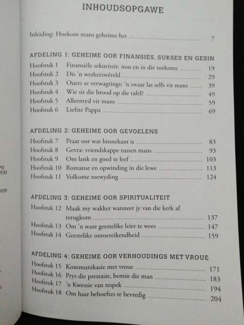 MANS EN HULLE MASKERS / STEPHEN ARTERBURN