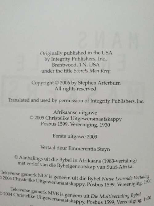 MANS EN HULLE MASKERS / STEPHEN ARTERBURN