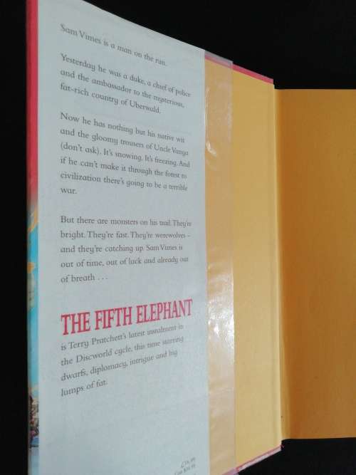 The Fifth Elephant / Terry Pratchett