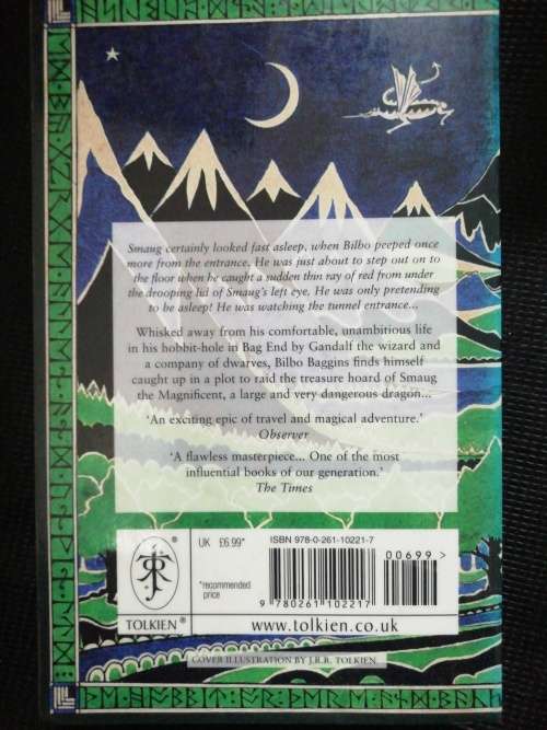 The Hobbit / JRR Tolkien