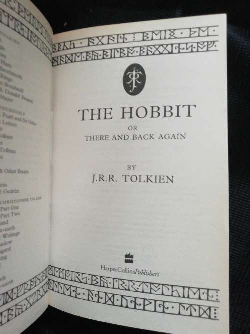 The Hobbit / JRR Tolkien