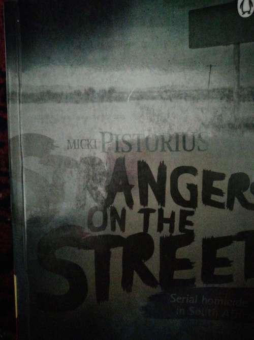Strangers on the Street / Micki Pretoruis