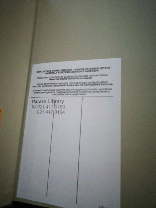 The Illustrated Guide to Chickens: How to Choose Them, How to Keep Them / Celia Lewis