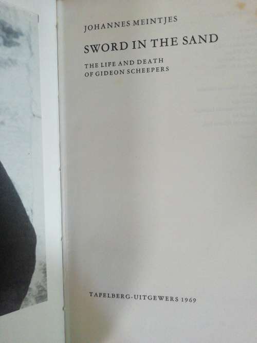 SWORD IN THE SAND / JOHANNES MEINTJES