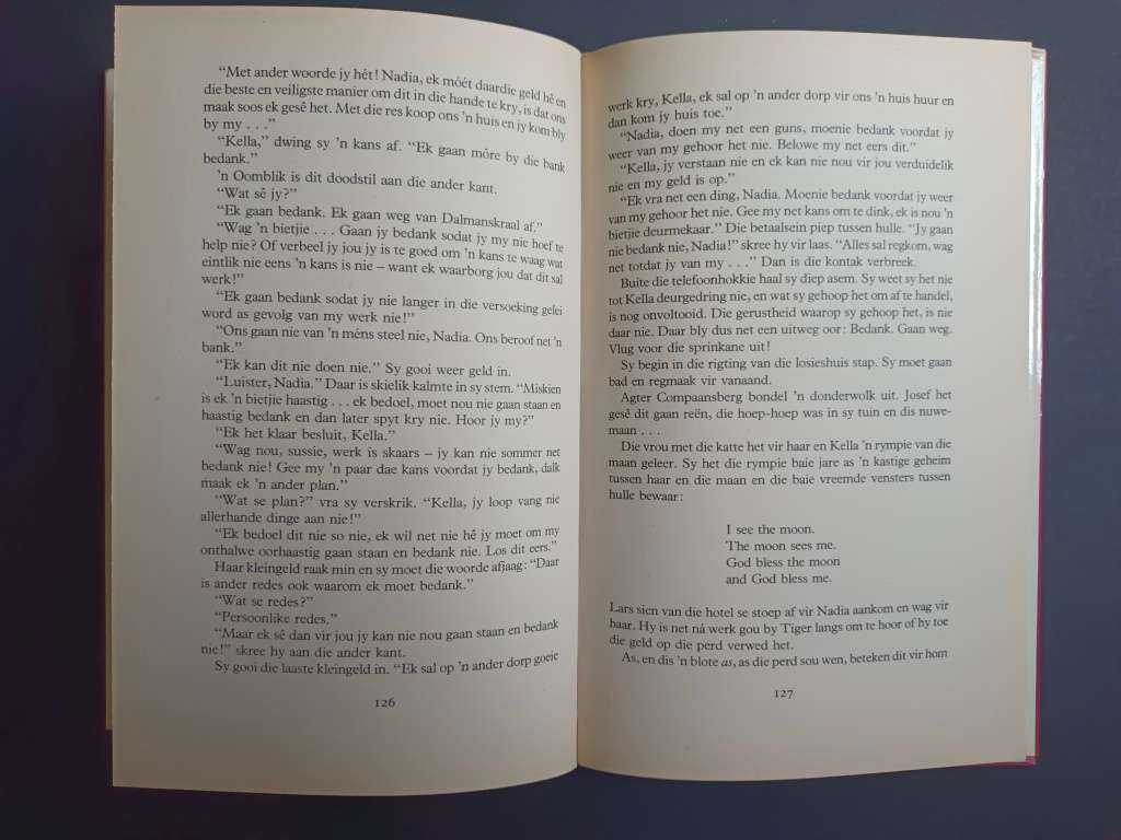 `n Huis vir Nadia / Dalene Matthee (eerste uitgawe)