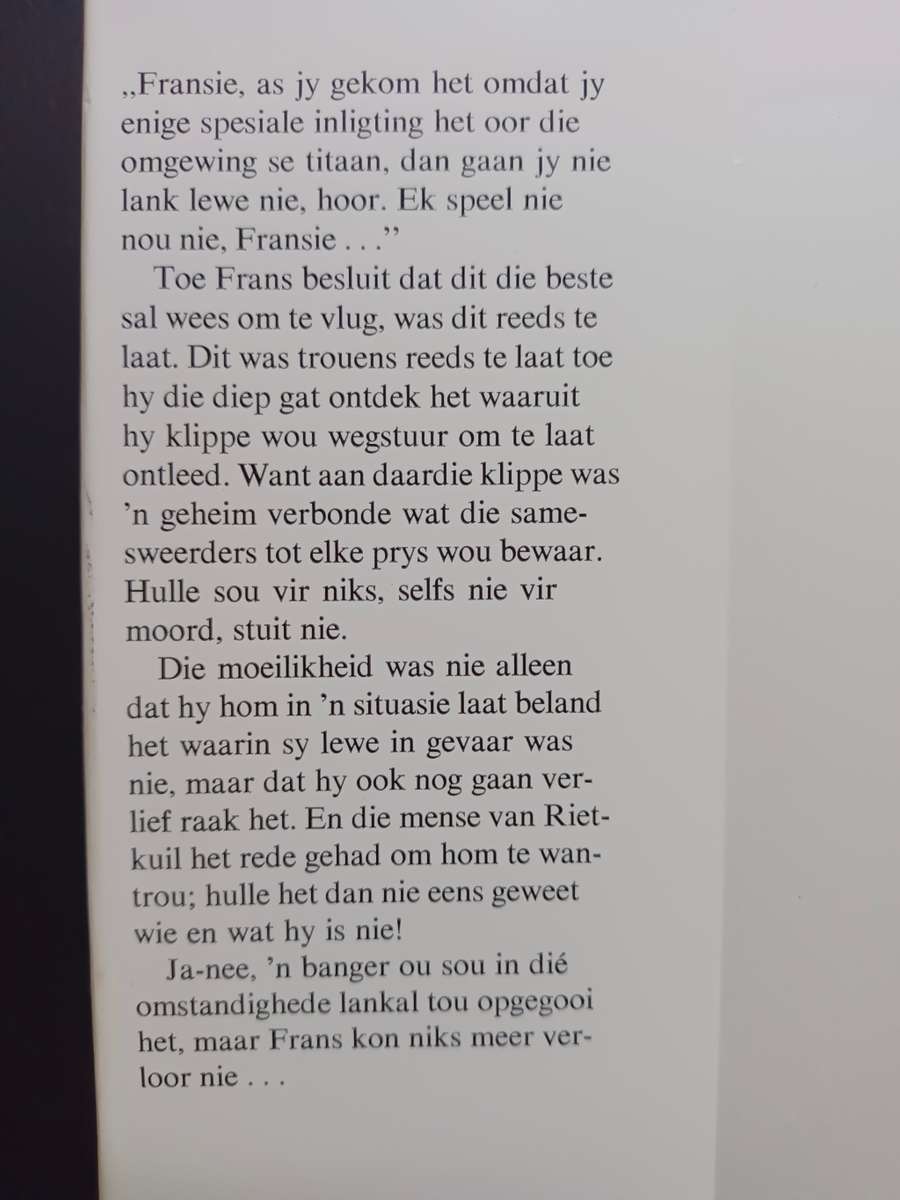 Man uit die vreemde / Kas van den Bergh