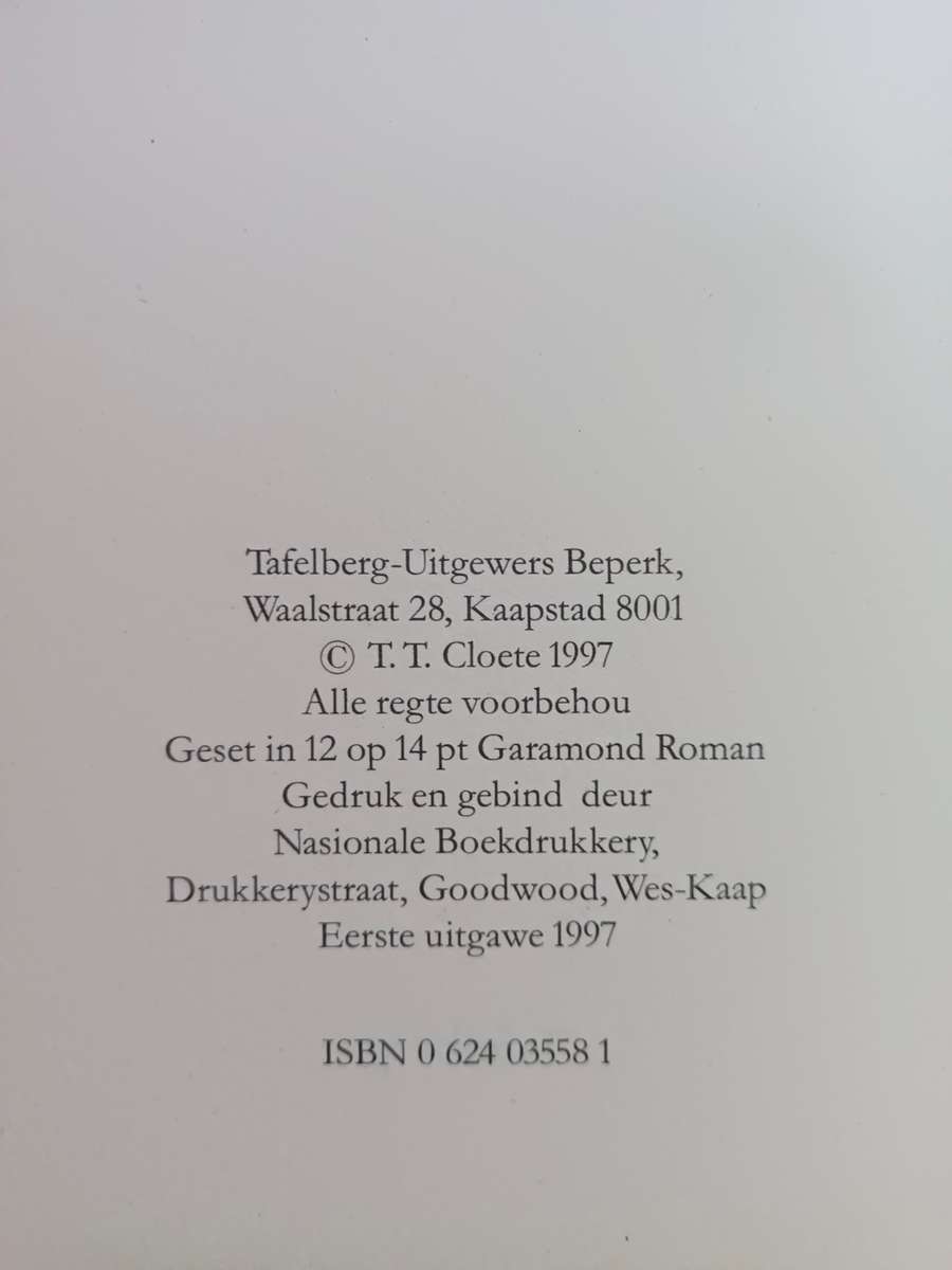 Identikit / T. T. Cloete