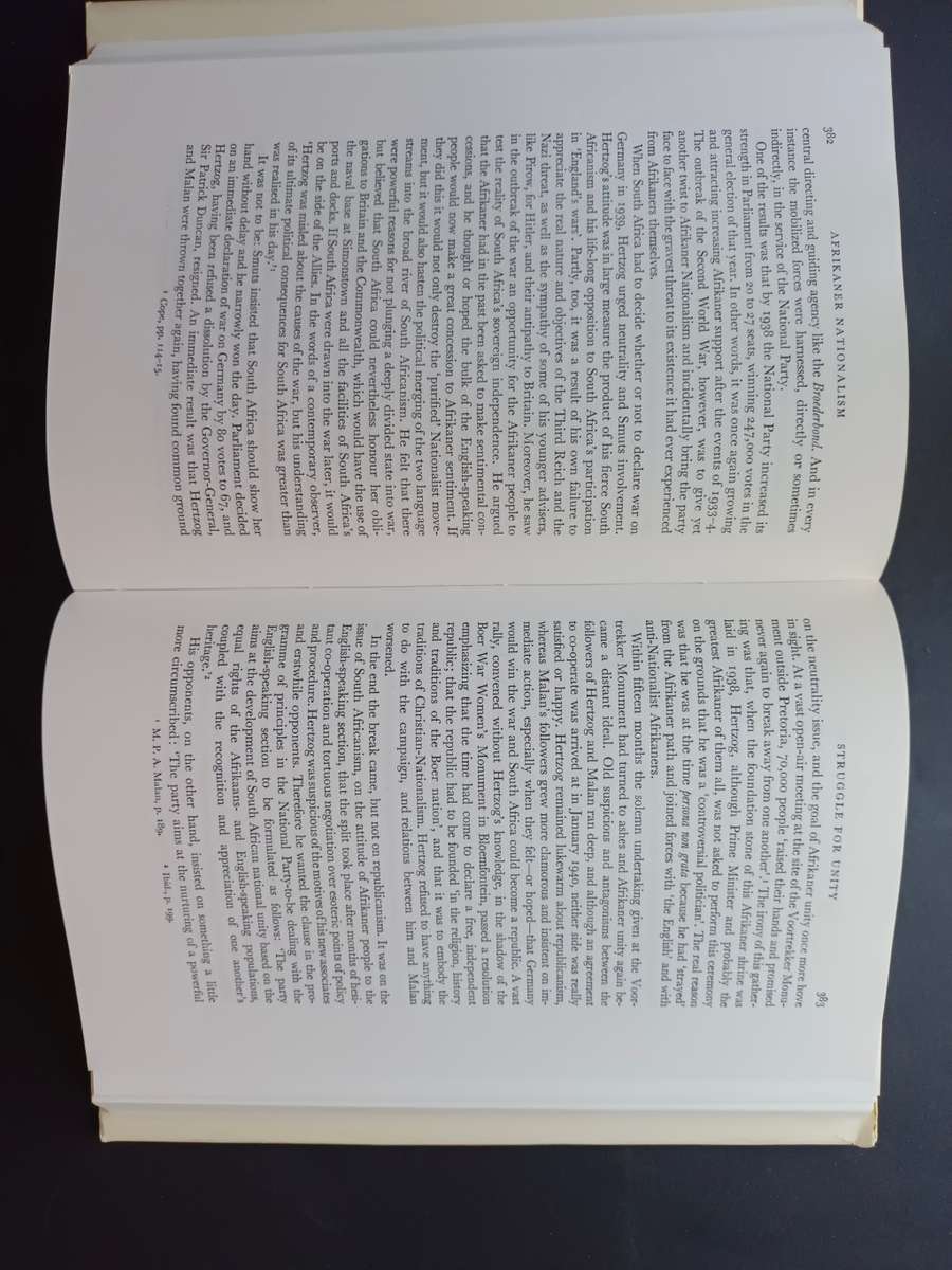 The Oxford History of South Africa II S.A. 1870-1966 / Edited: Monica Wilson & Leonard Thompson