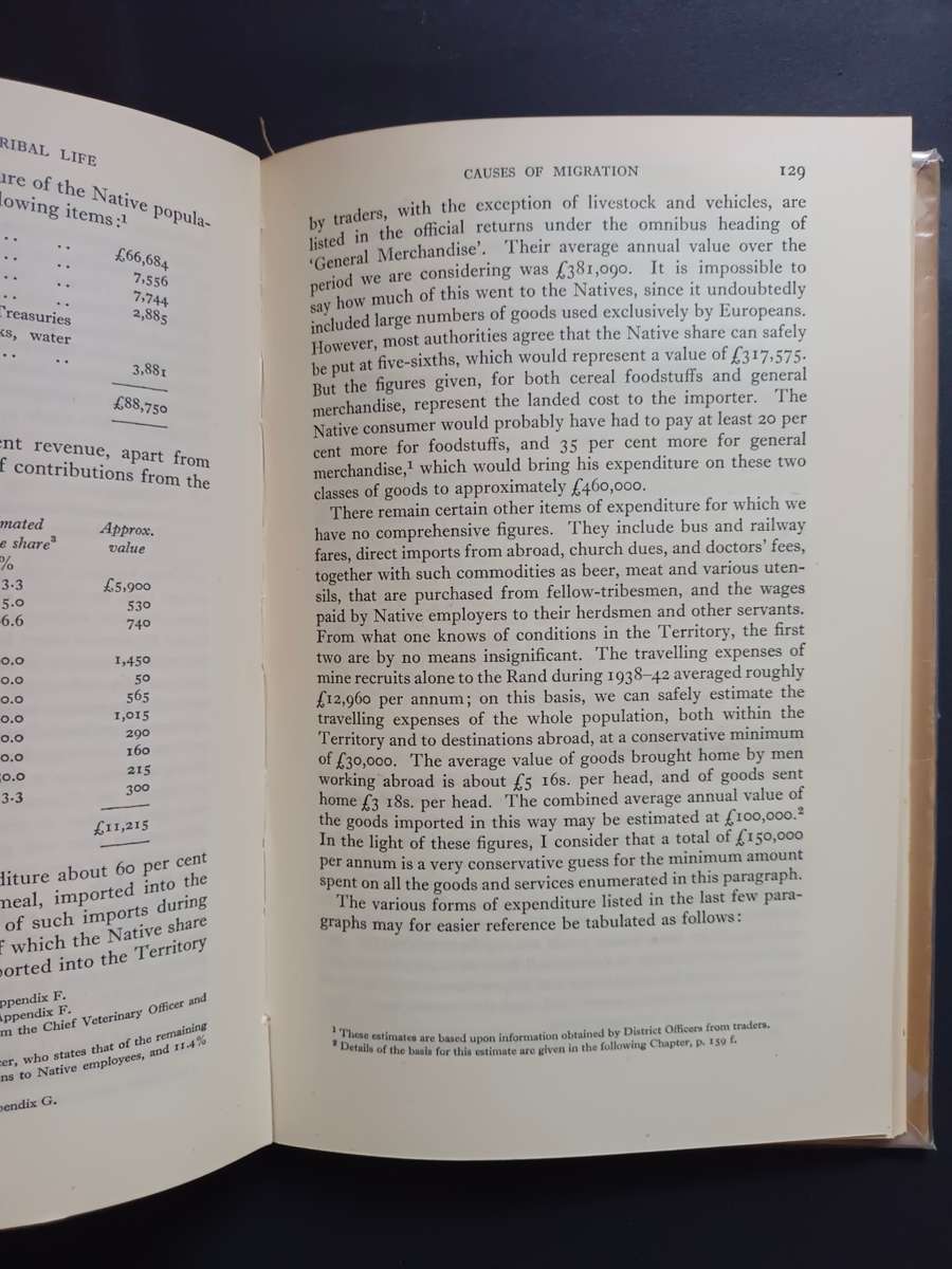 Migrant Labour and Tribal Life : A study of Conditions in the Bechuanaland Protectorate/ Schapera, I
