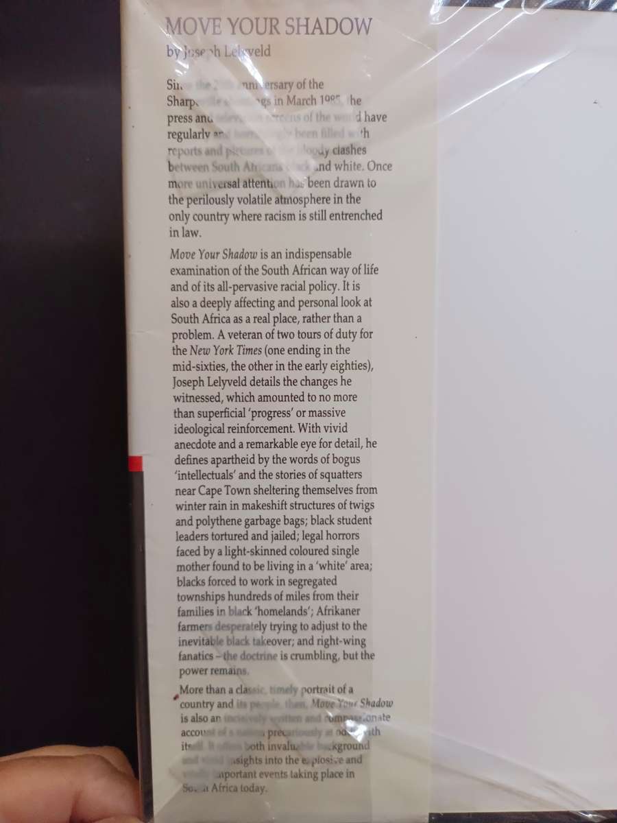 MOVE YOUR SHADOW: South Africa Black and White / Joseph Lelyveld