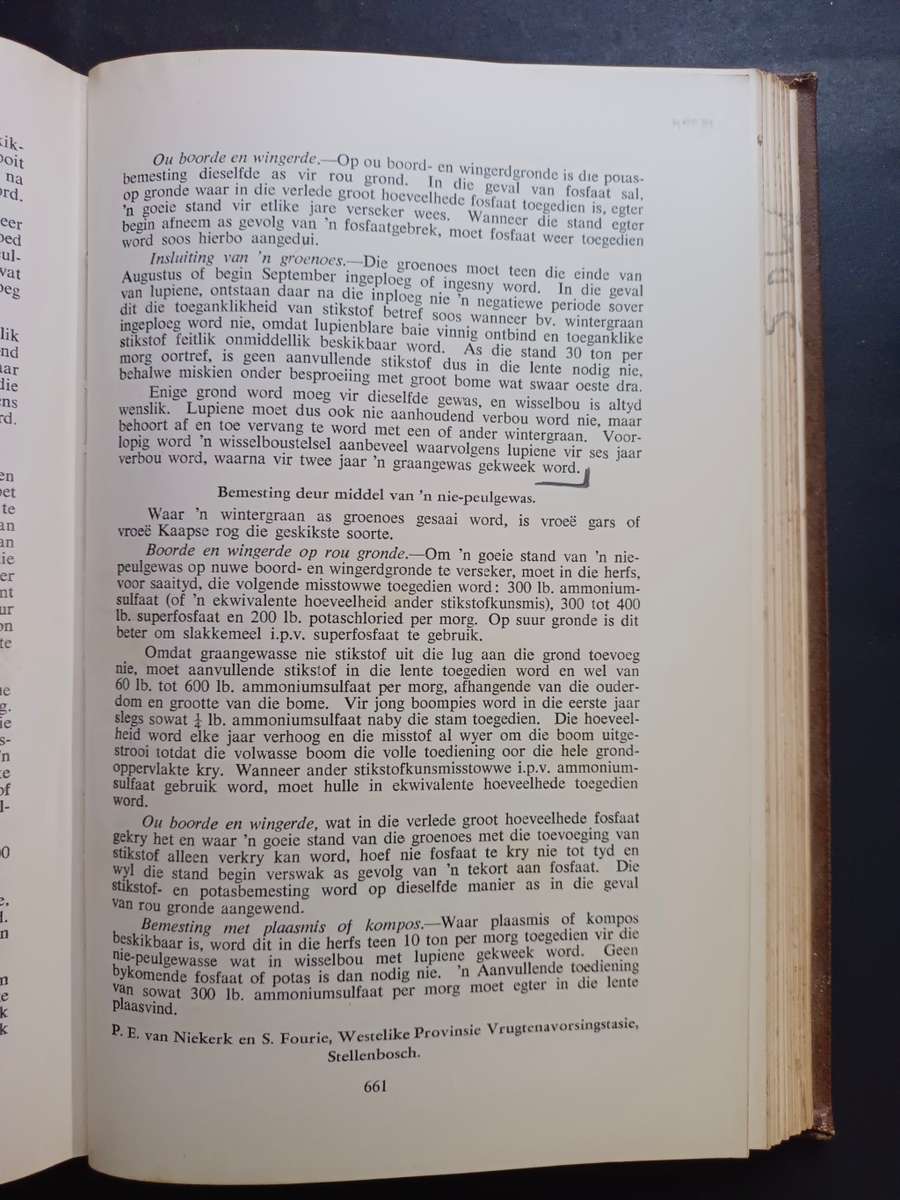 Hulpboek vir Boere in Suid-Afrika Deel I tot III  Published by Staatsdrukker, Pretoria, 1957