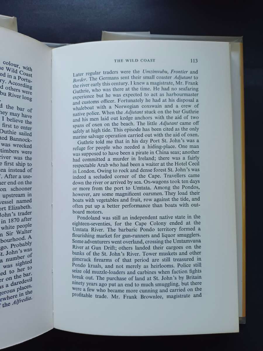 Harbours of Memory / Lawrence G. Green