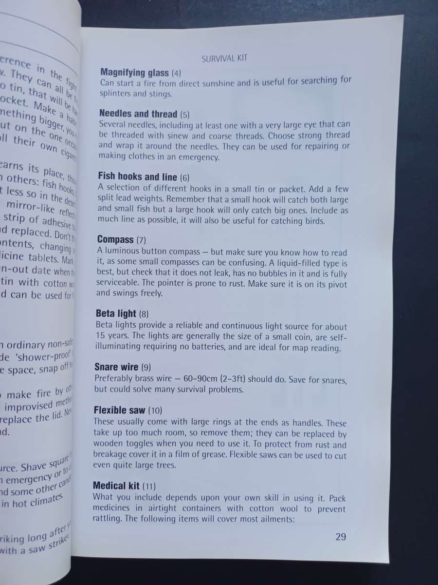 SAS SURVIVAL HANDBOOK: The Ultimate Guide to Surviving Anywhere / John Lofty Wiseman