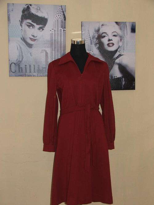Beautiful Red Winters Dress with belt and zip detail by LULU size 38( size smaller than sa sizing)