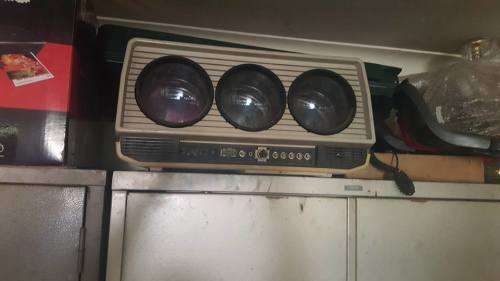 Antique projector working condition