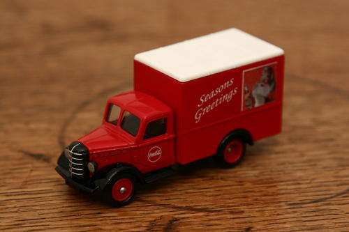 Coca-Cola (coke) Die-Cast Metal Santa Truck