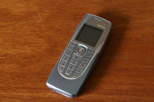 Nokia 9300i Cell Phone COMPLETE PACKAGE