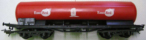 Lima HO Gauge Esso Red Tanker Wagon Note Damage