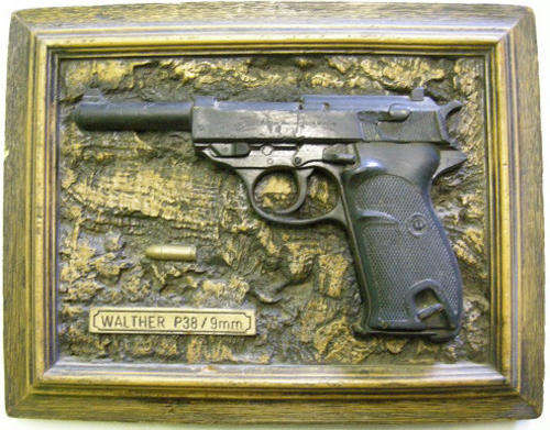 Life Size Wall Mount Walther P38 9mm Light Foam Type Material 300x233mm 150g Note Damage