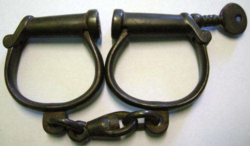 SA Police Hand Cuffs Marked Hiatt & SAP w/ One Key NOT Matching Number SEE DESCRIPTION