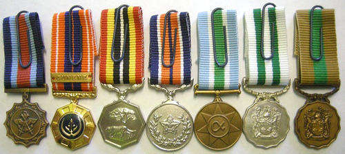 Miniature Medal Set of Seven w/ Cunene Bar