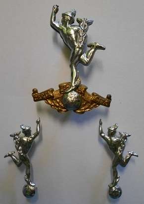 SA Corps of Signals Bi-Metal Chrome Type Cap & Collar Badges