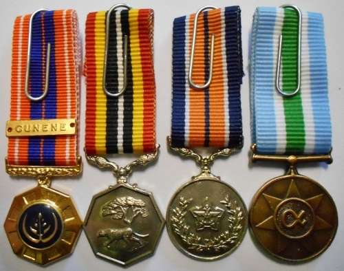 Miniature Medal Set of Four with Miniature Cunene Bar