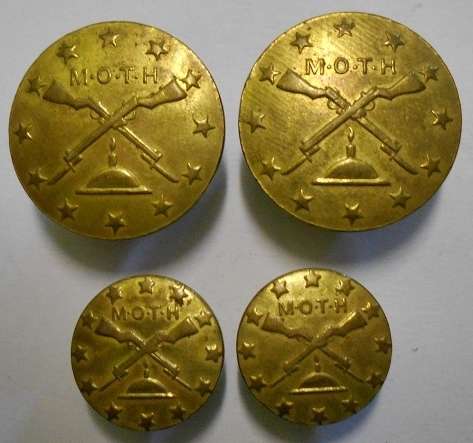 MOTH Buttons 2 x 22mm & 2 x 15mm