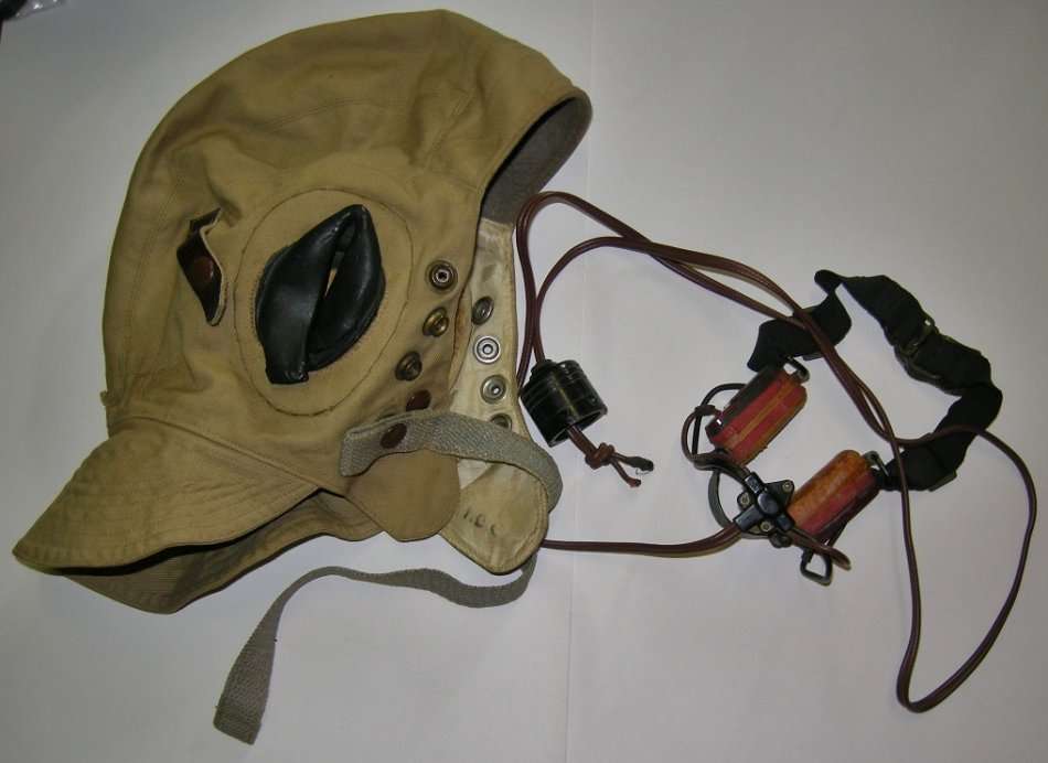 WWII RAF Type D Tropical Flying Helmet w/ WWII RAF Pilot's Throat Microphone SEE DESCRIPTION