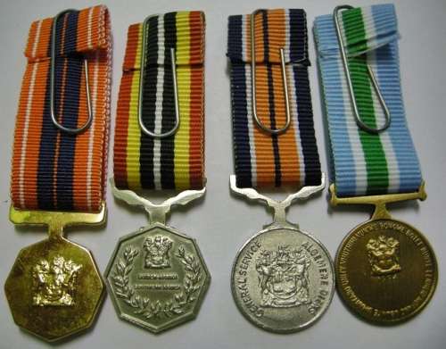 Miniature Medal Set of Four w/ Miniature Cunene Bar