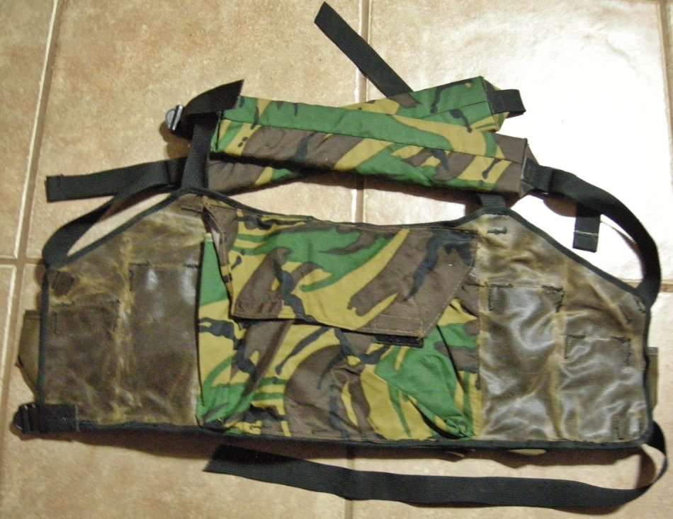 32 Battalion Experimental Chest Webbing (One Plastic Buckle at Shoulder Strap Missing See Pic)