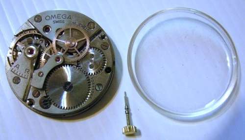 Omega Non Magnetic Swiss 16 Jewels Movement Size of Face 30mm w/ Plastic Glass Not Running