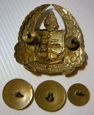 Army Gymnasium Cap Badge & Buttons x 3 (2 x 22mm & 1 x 16mm)