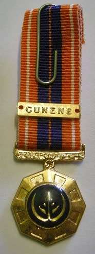 Miniature Pro Patria Medal w/ Miniature Cunene Bar