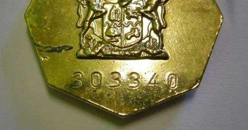 Full Size Pro Patria Medal Numbered at Back Flush Epoxy w/ Cunene Button