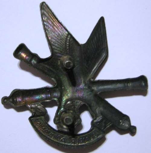 4 Field Regiment Grey Metal Cap Badge