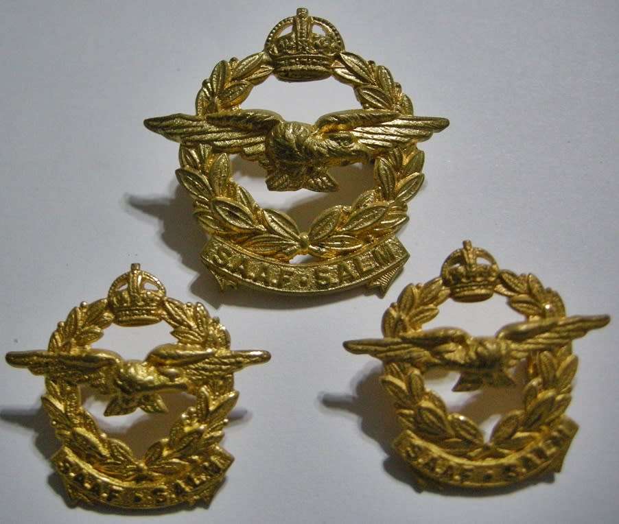 SAAF Gilding Metal Cap & Collar Badges 1926 -1959 Owen 1533, 1534 & 1535