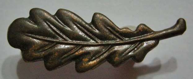 Full Size WWII Mention in Despatches Emblem w/ Blade Type Pins