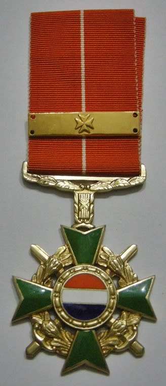 Full Size Honoris Crux Decoration Gold Nr 5 Marked STG SAM w/ Bar Matthysen Specimen 1 SEE INFO