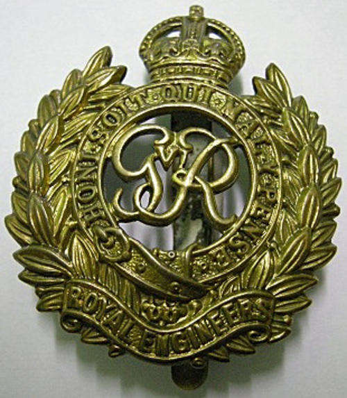 Royal Engineers Cap Badge George VI