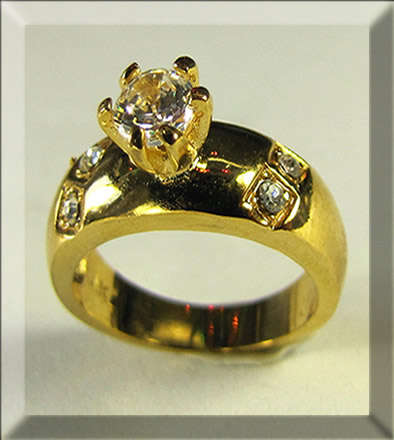 18 kt GOLD PLATED RING  6