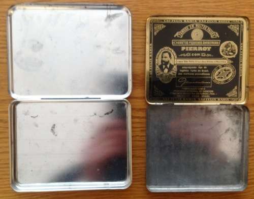 2 Cigarette Tins