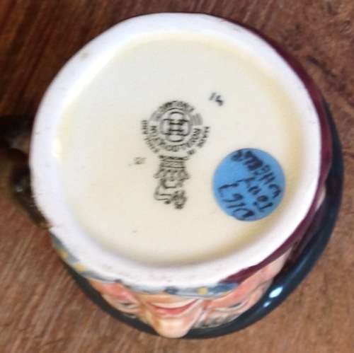 ROYAL DOULTON CHARACTER JUG - TONY WELLER CHARACTER JUG