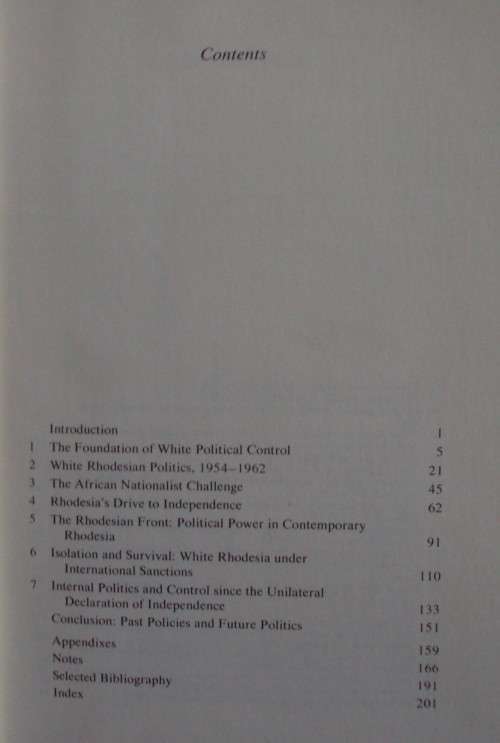 Politics in Rhodesia - White Power in an African State: Larry W. Bowman