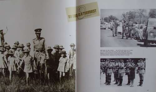 Contact II The Struggle for Peace:  A Pictorial Account of the Rhodesian War Paul L Moorcraft