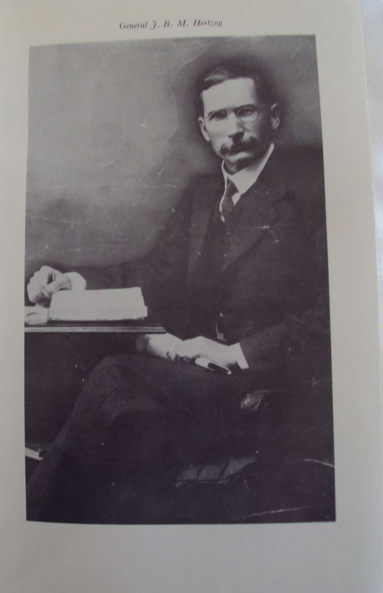 The Making of a Nation A History of the Union of South Africa   D W Kruger